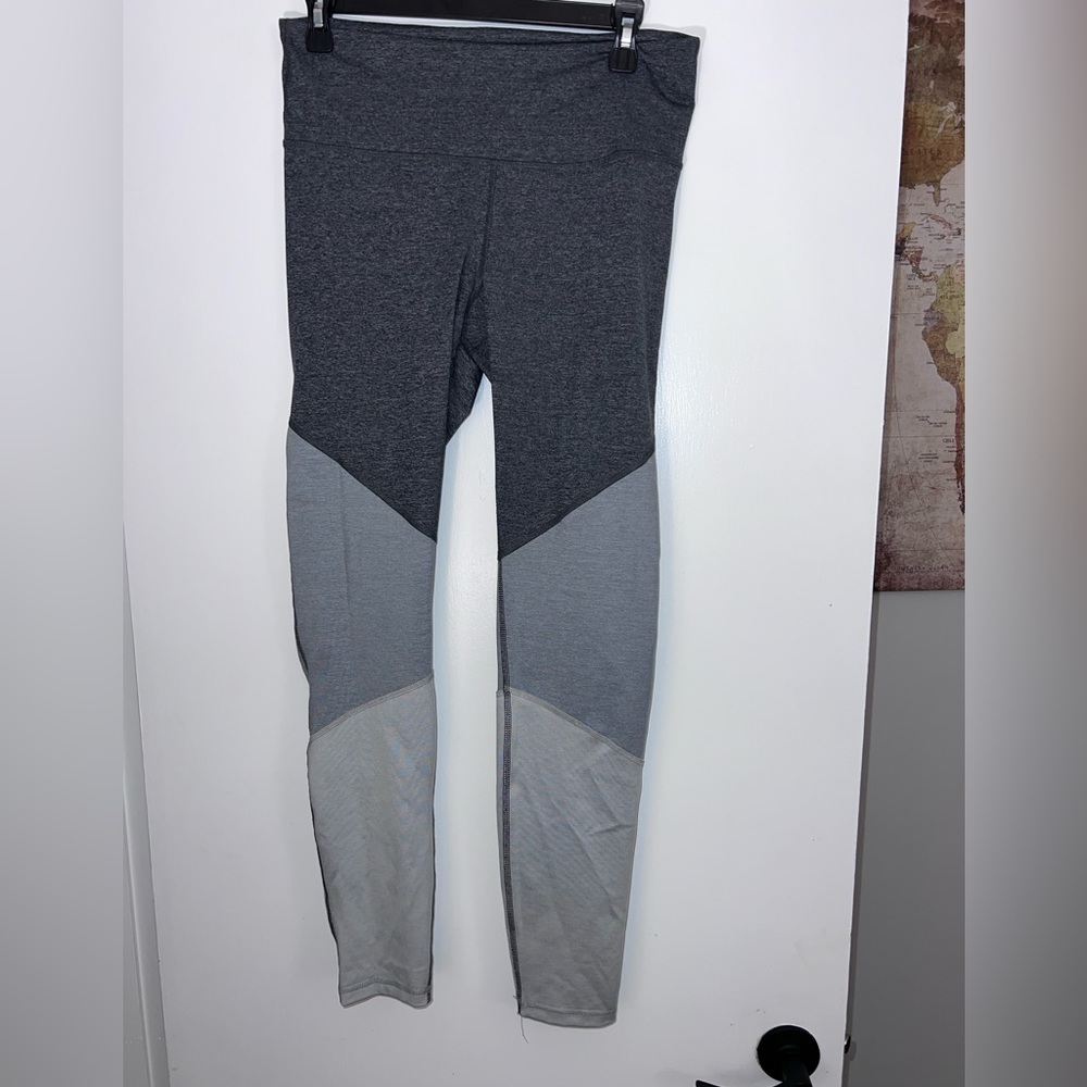Old Navy women’s leggings